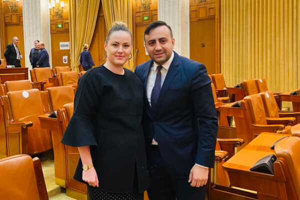 rujan cu colega sa