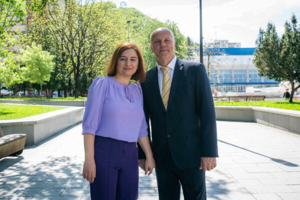 madĂlina chiosa
