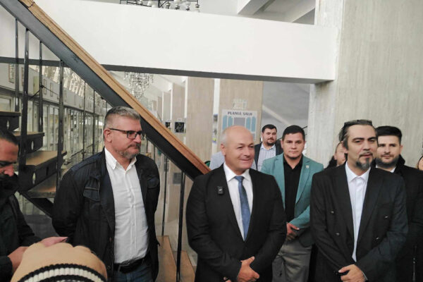 hotnogu dunca h. popescu