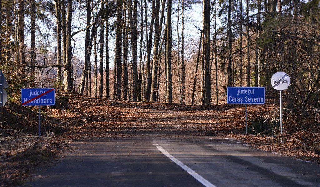 limita județ cu hunedoara
